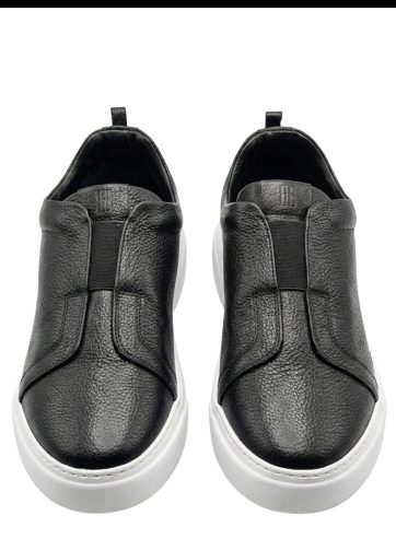 Noir Essence Shoes